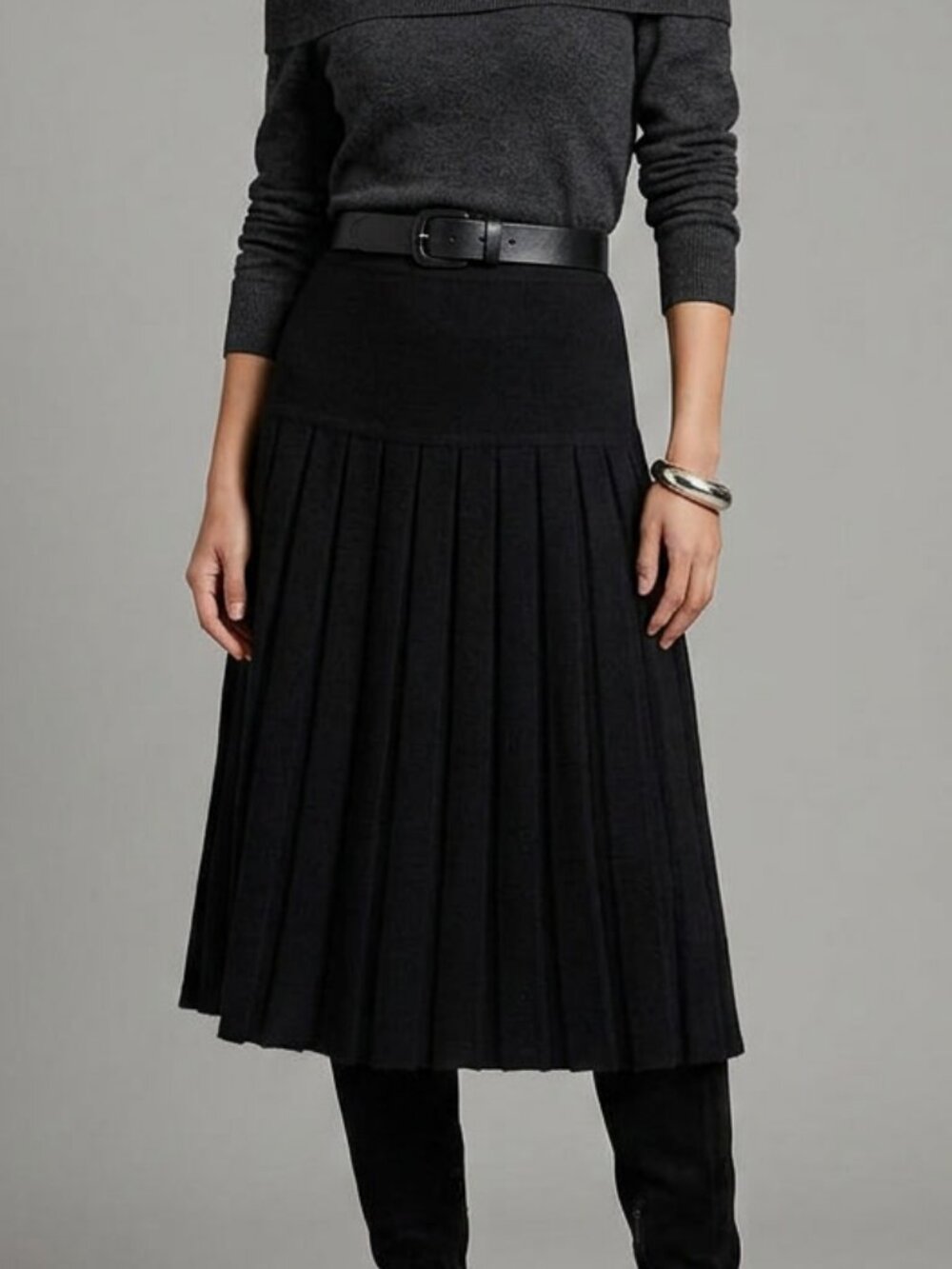 Vintage 90s Andrea Jovine Drop-Waist Wool Midi Pleated Skirt Black Size S/M